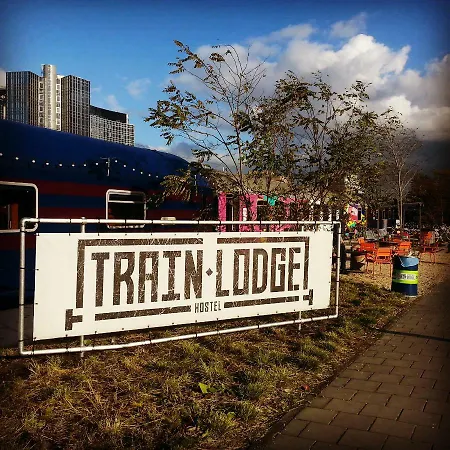 Train Lodge Amsterdam-3